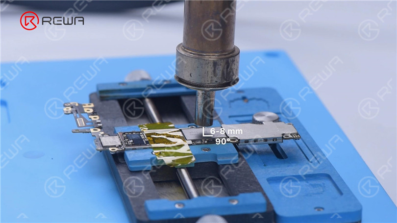 How to Use a Hot Air Gun – iPhone Motherboard Repair Tips